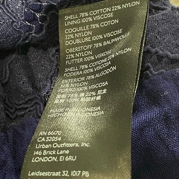 Free People Womens Wild Lace Pull On Crop Flare Pants Disco Indigo Dainty Sz XS - Picture 6 of 9